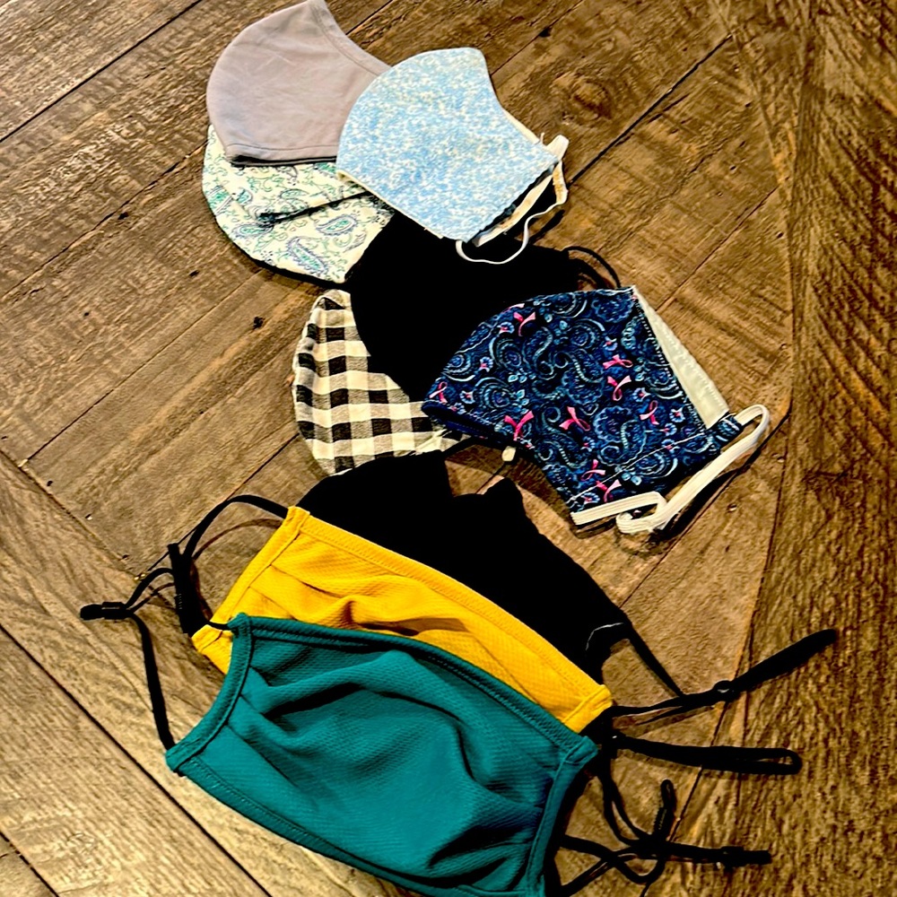 11 CLOTH FACE MASKS. 3 SYNTHETIC/7 COTTON. Bundle2Save